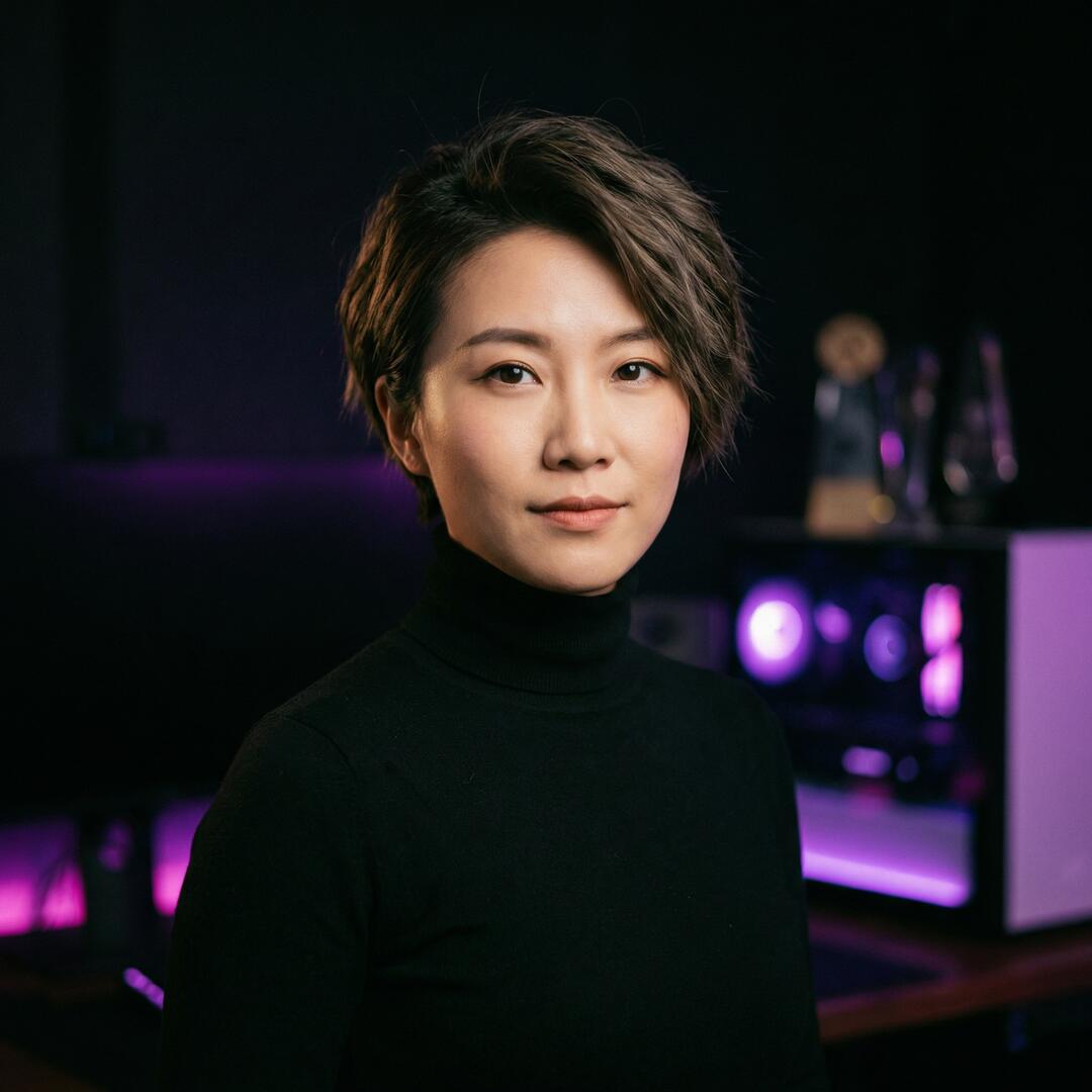 草莓视频制片李婷